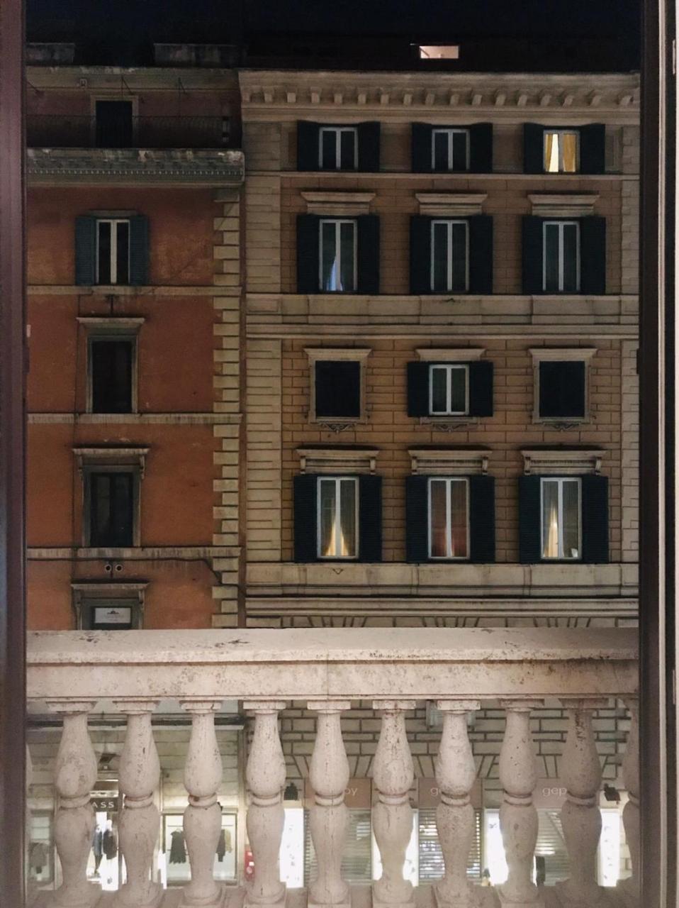 Bespoke Roma Suites 外观 照片