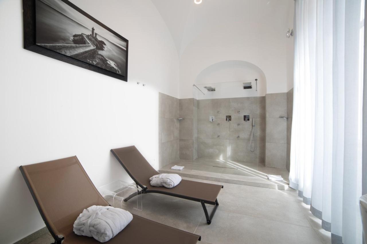 Bespoke Roma Suites 外观 照片